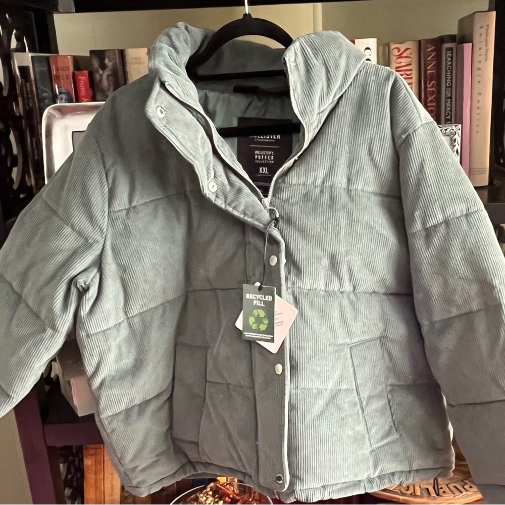 Hollister Green Corduroy Puffer Jacket - Size XXL BRAND NEW WITH TAGS